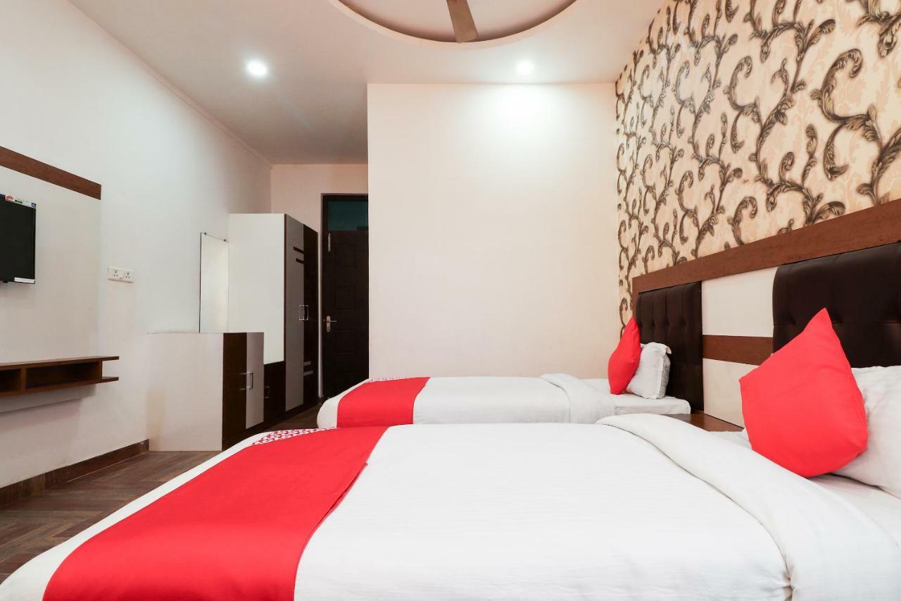 Oyo 39959 Hotel Bandhan Bahraich Exterior photo
