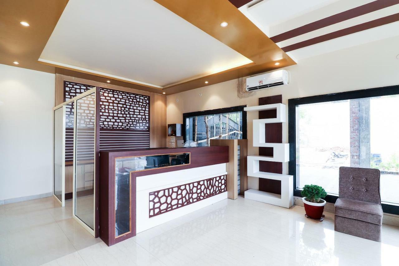 Oyo 39959 Hotel Bandhan Bahraich Exterior photo